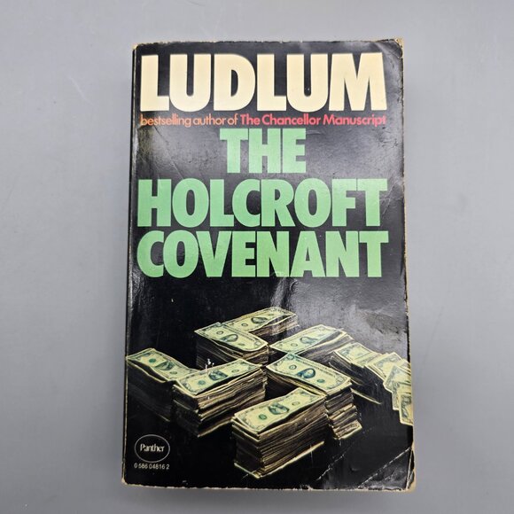 Robert Ludlum Thrilling action Mystery Paperback Books (Set of 6) - Picture 8 of 15